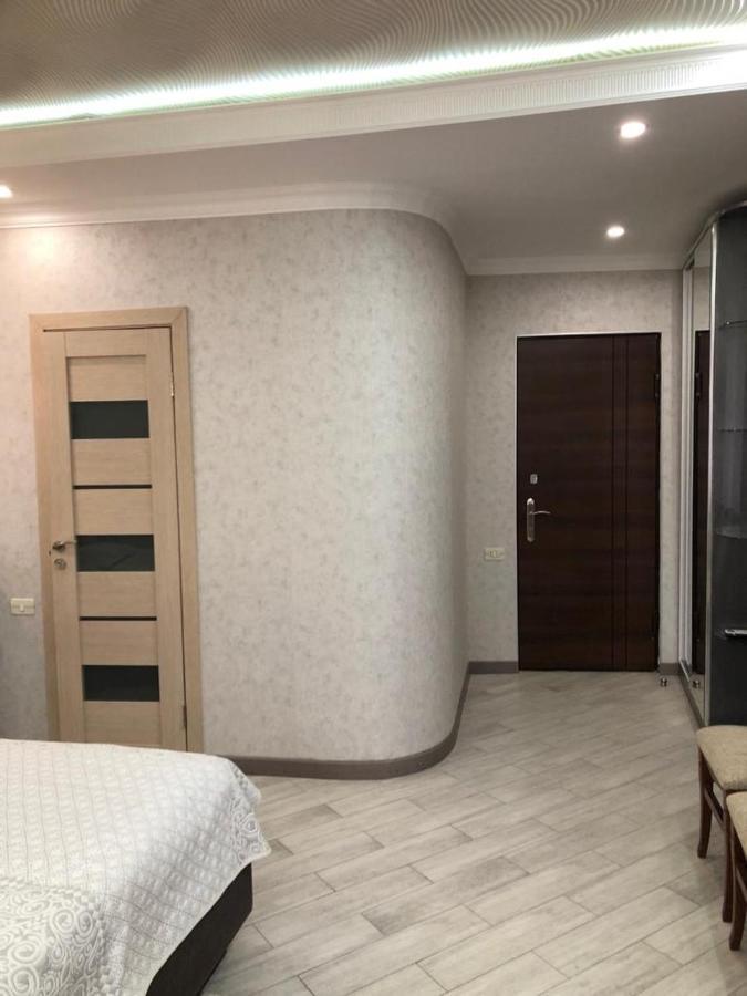 Sm Apartment Erevan Esterno foto